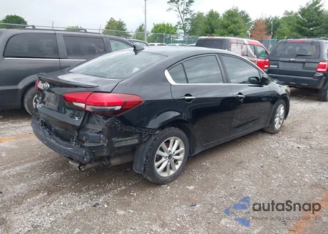 2017 Kia Forte Lx/S из США, поврежденный, VIN 3KPFL4A73HE144911